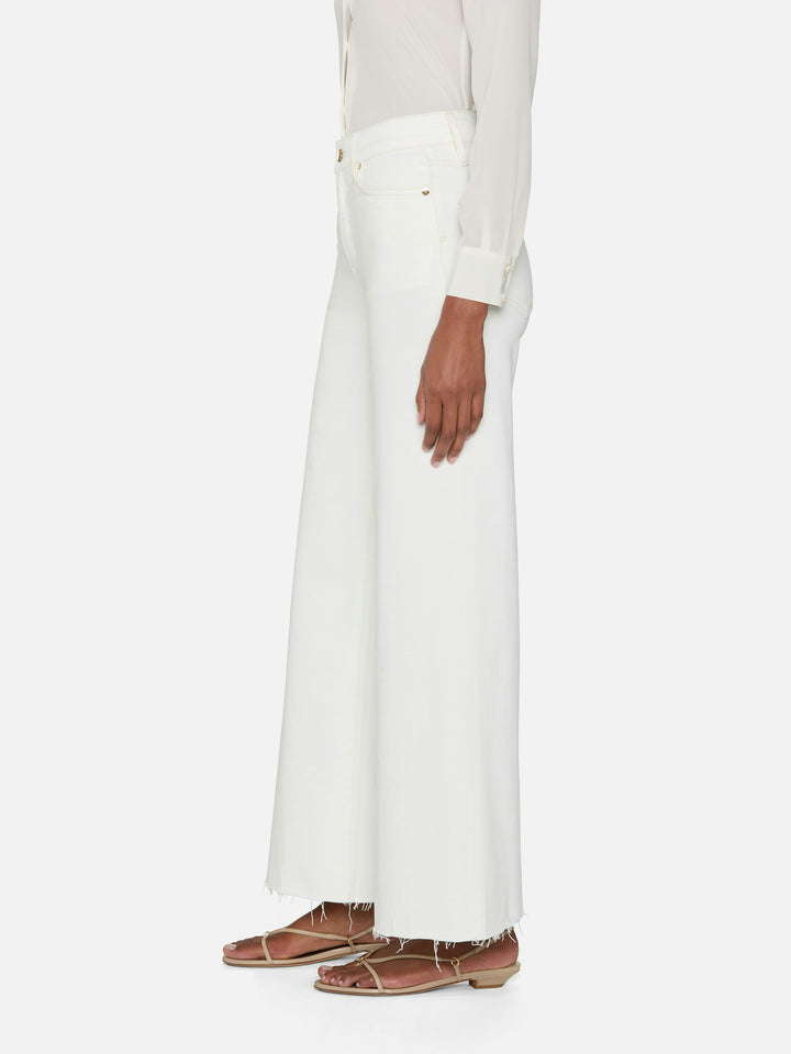 Le Palazzo Crop in White