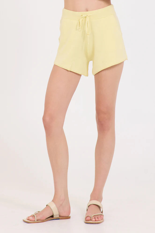 Warwick Short in Lemon