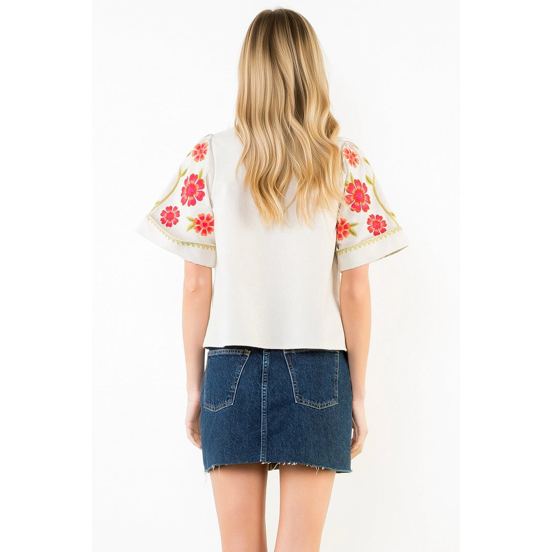 Short Sleeve Floral Embroidery Detail Top in Beige