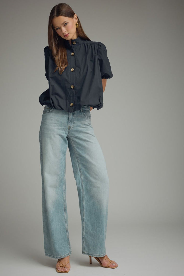 Bubble Hem Top in Black