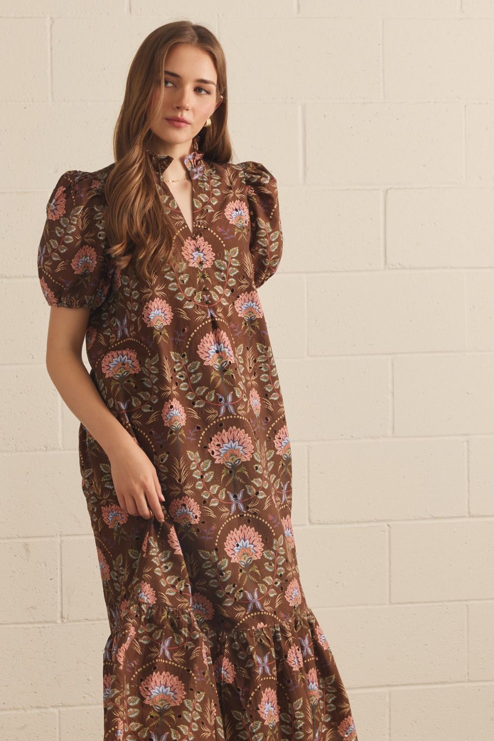 Floral print short puff sleeve midi dress in Brown