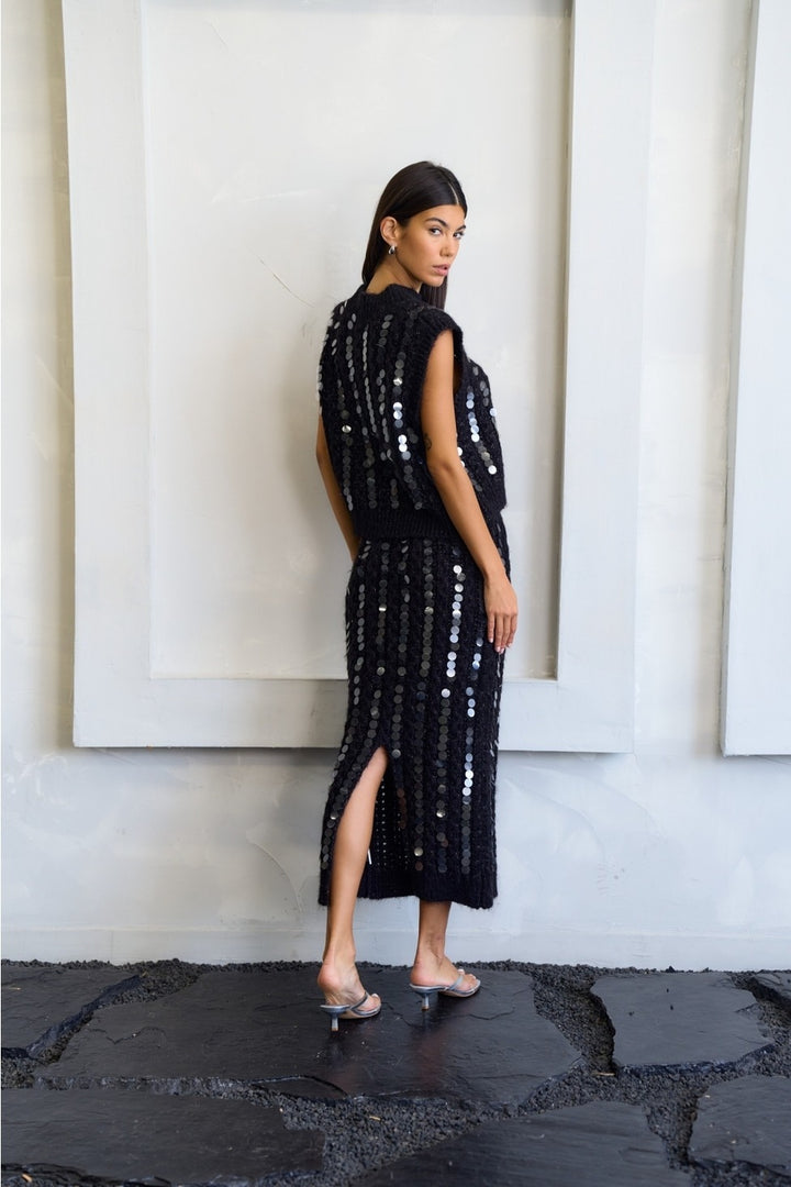 Sweater Maxi Skirt in Black