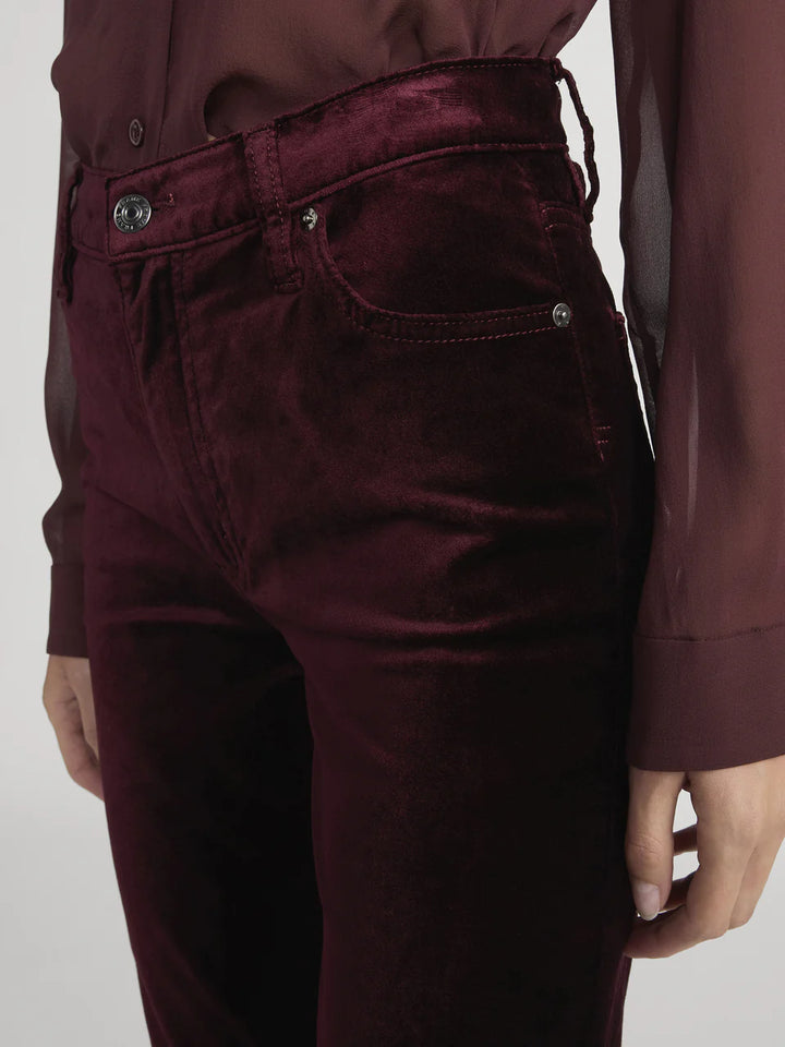 Le Sleek Straight Velveteen in Full Glass Velvet