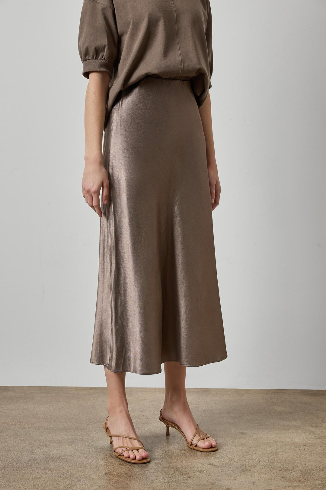Slub Woven Bias Skirt in Shiitake