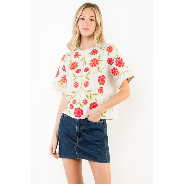 Short Sleeve Floral Embroidery Detail Top in Beige