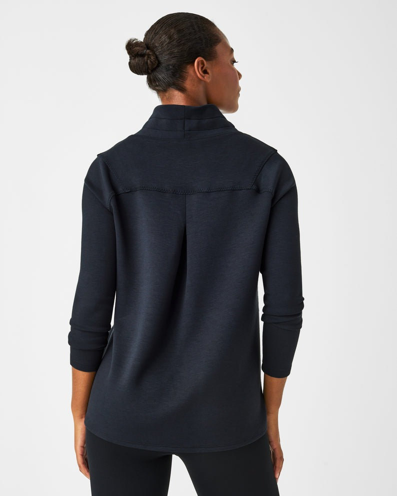 AirEssentials 'Got-Ya-Covered' Pullover in Very Black
