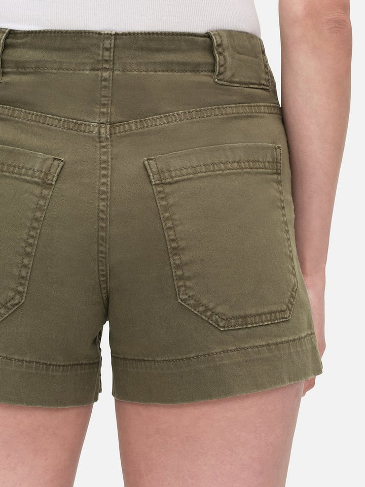 Clean Utility Short in Washed Winter Moss
