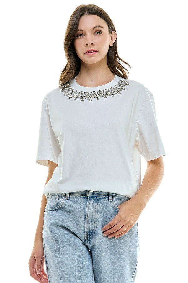 Necklace Tee in White